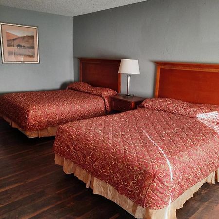Hiway Inn Express Elk City Extérieur photo